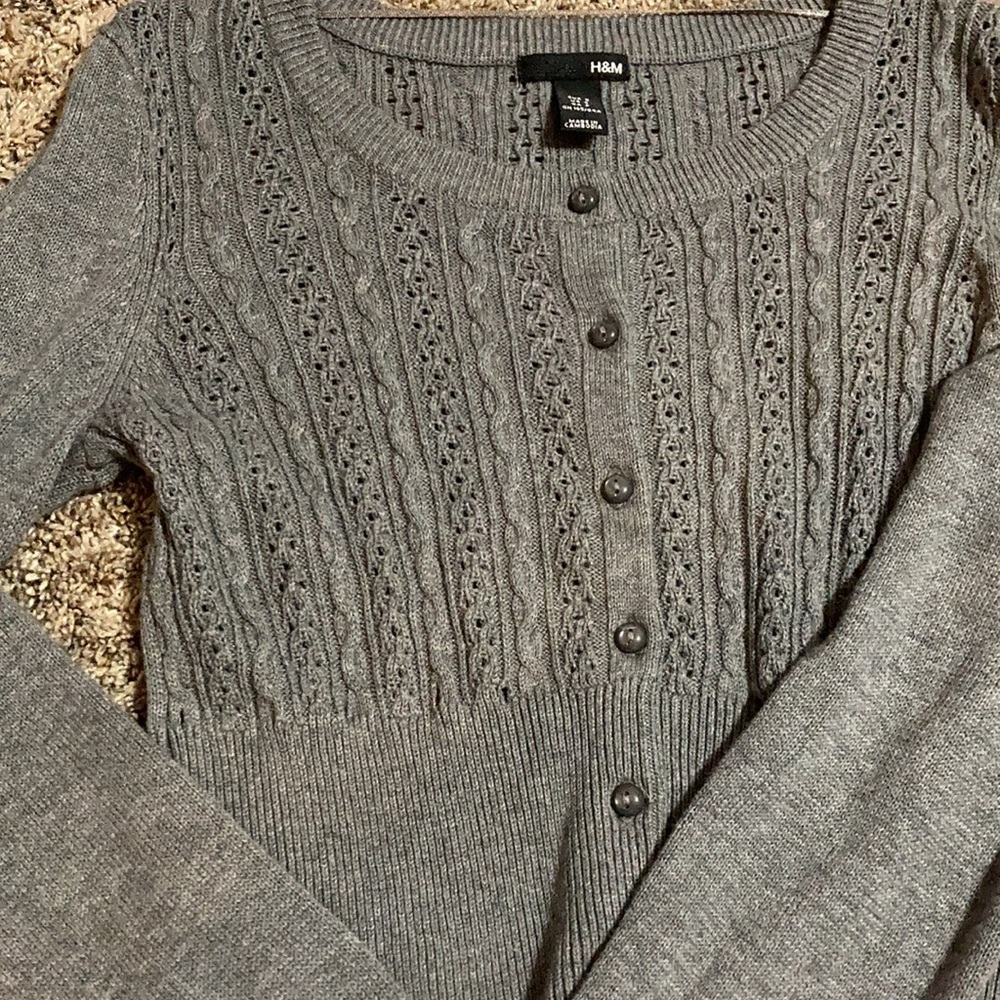 cardigan/sweater - Picture 2 of 6
